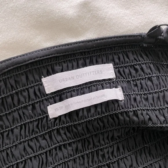 Sexy, slinky black dip tank - Picture 3 of 3